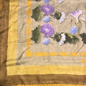 Gucci Vintage Floral Silk Scarf Yellow Gold